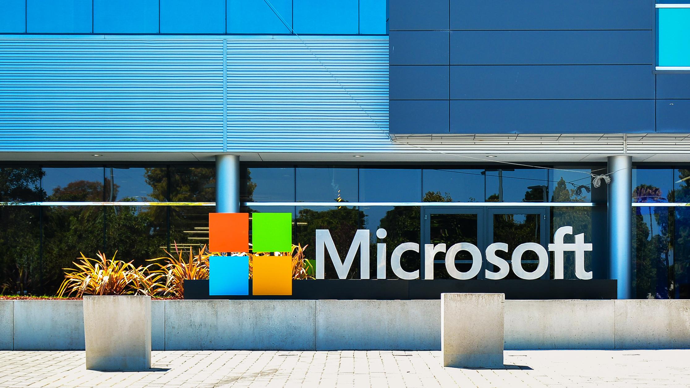 Microsoft wounds crossed death, bits.Queen of Central