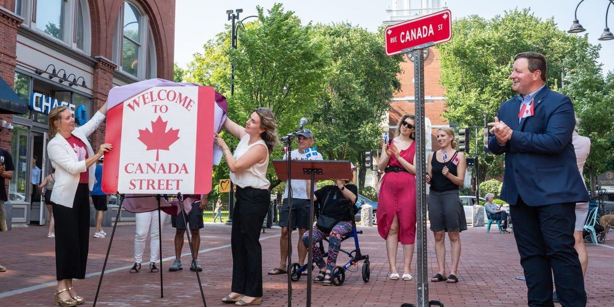 Americans and their jobs asking Canadian tourists to return - local business