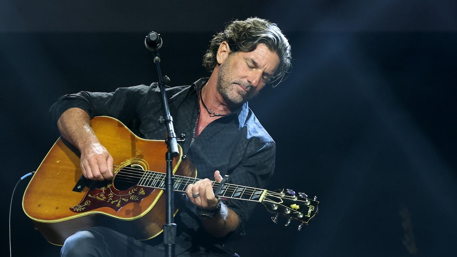 Three Song Black Brew James -ABC News in North Carolina