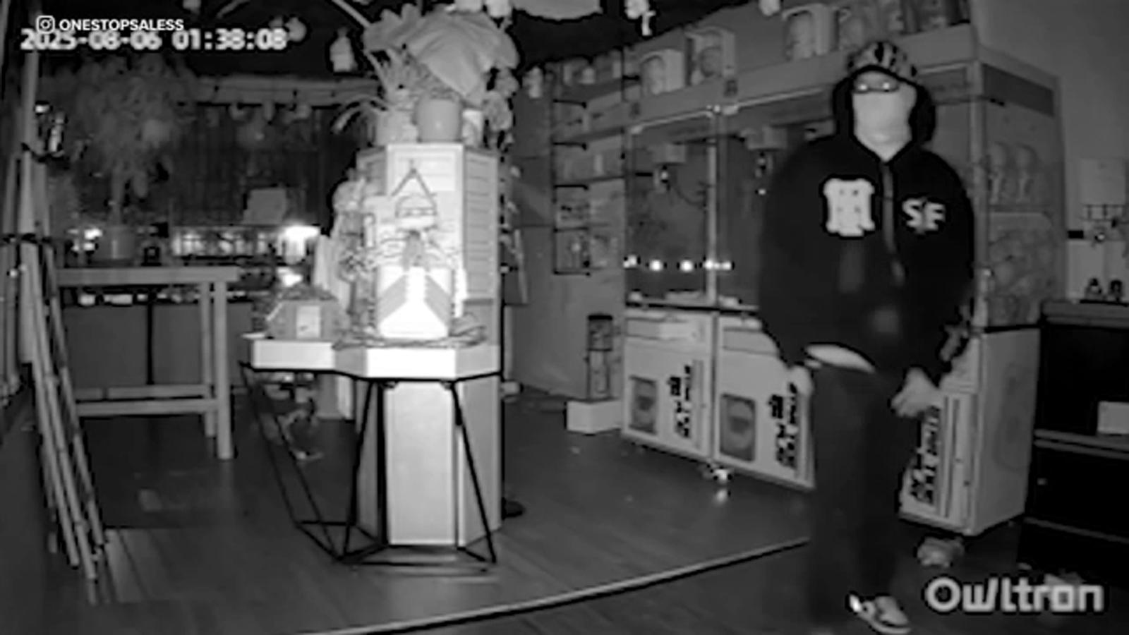 Stolen la punton dollar stolen from Risale store - Los Angeles