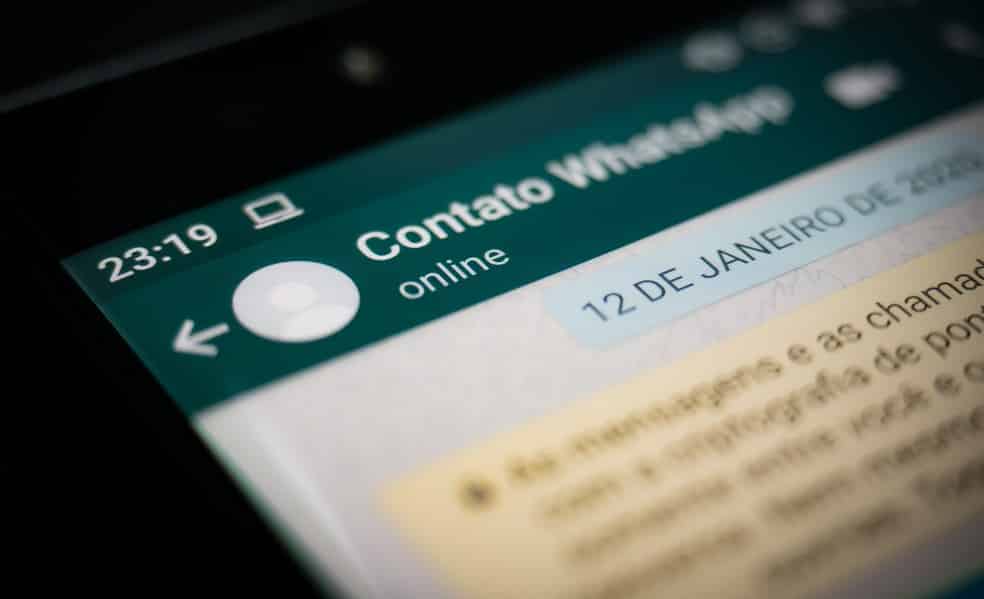 How to Hide Status in WhatsApp