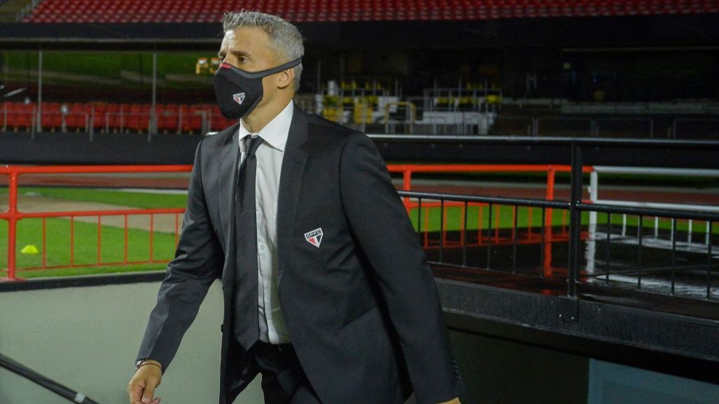 The manager refuses to sign a new goalkeeper for Sao Paulo and “Samir” Crespo’s successor: “I already have the coach”