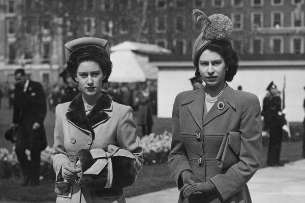 Queen Elizabeth II with her sister Princess Margaret in 1948 (Image: Getty Images)