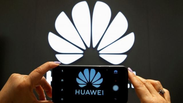 Huawei logo and phone number