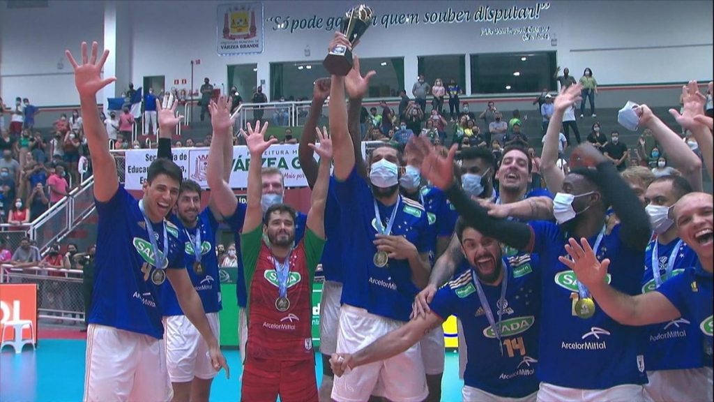Cruzeiro wins Christmas in three sets to zero and is a four-time champion of the Men's Volleyball Super Cup |  volleyball