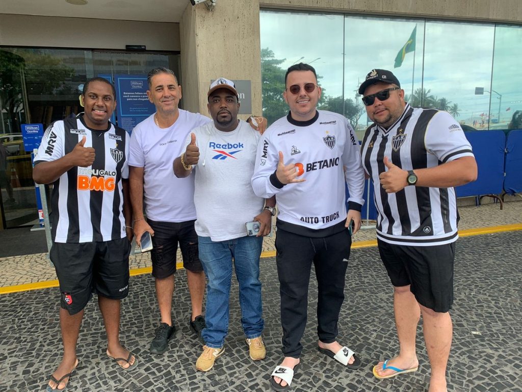 Without visitor tickets, Atlético-MG fans will go "incognito" to the Maracanã;  The president complains about flamingo |  Athlete - mg