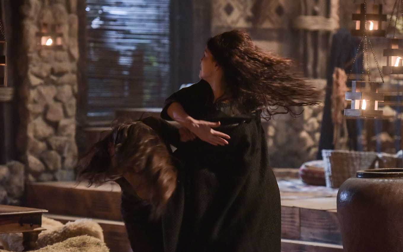 Actress Juliana Xavier as Tamar slapped in the face by Risa Batista, Muriel, in a scene from Genesis