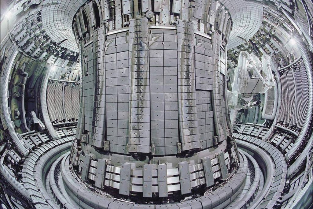 What is nuclear fusion and why it shouldn't help right now in the climate crisis - 11/17/2021 - The science