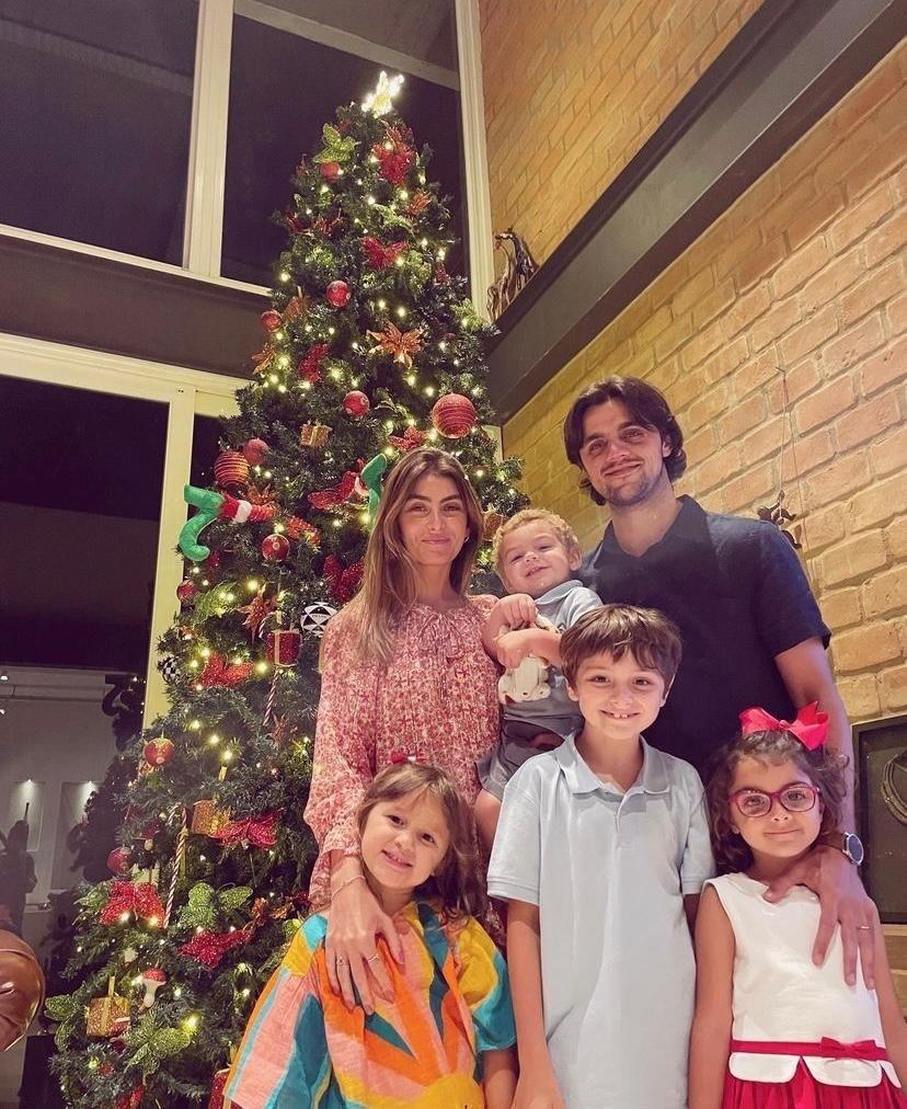 Birthday Mariana Ullmann, Felipe Sima and family - clone / Instagram