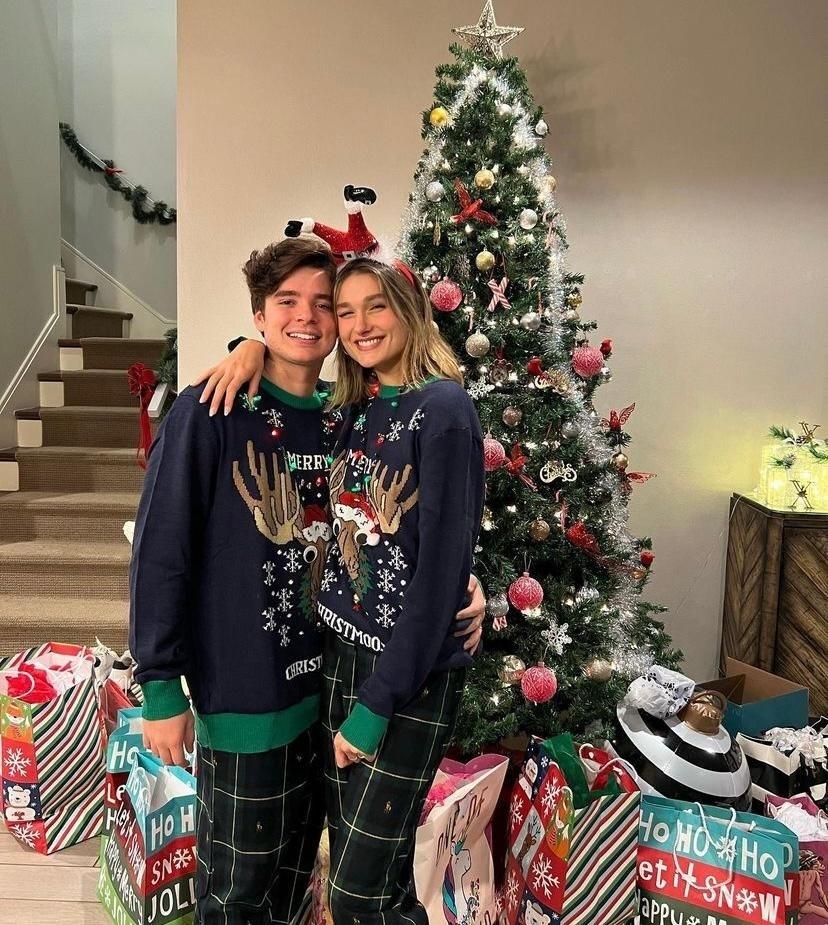 Christmas for Sasha and Joao Figueiredo - clone / Instagram
