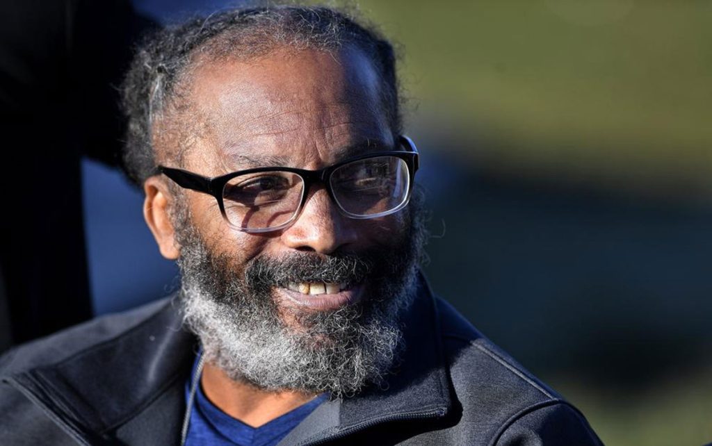 Look how beautiful the internet campaign is raising $ 1.7 million for the man who was announced after 43 years in US prison