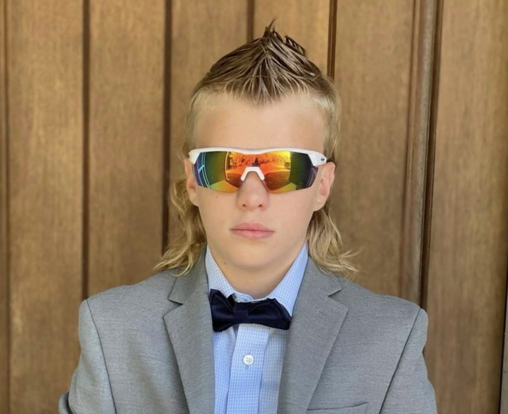 11-year-old adopted boy wins US National Mullet Championship, presents prize to orphanage |  See how beautiful it is