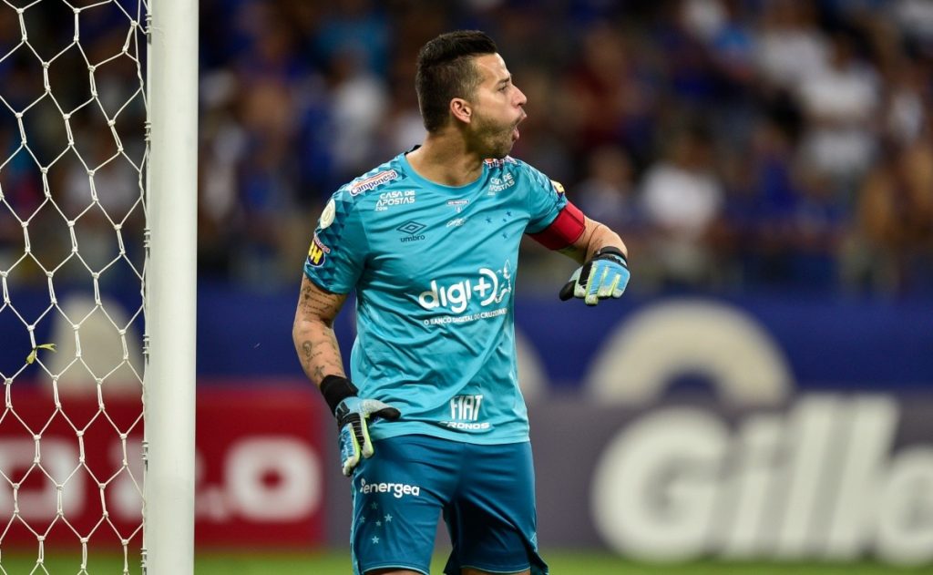 The Sao Paulo giant wants to sign goalkeeper Fabio, says journalist |  Sao Paulo |  Sea trip