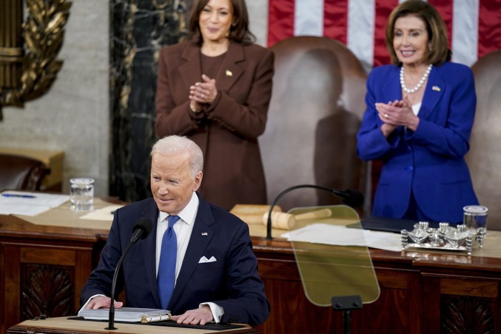 With tough rhetoric against Putin and announcing more sanctions, Biden celebrates first State of the Union |  World