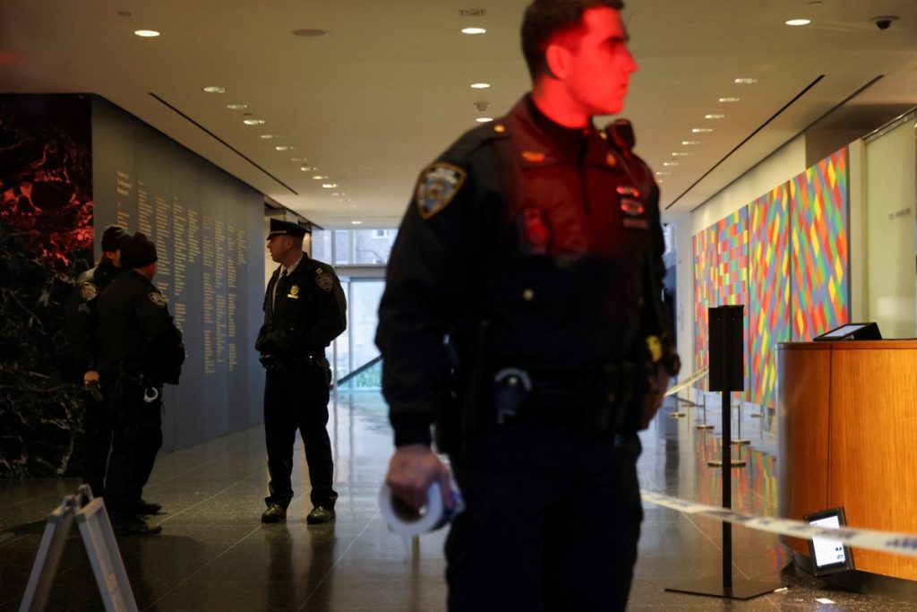 Man prevented at New York Museum and stabbed 2 employees |  World