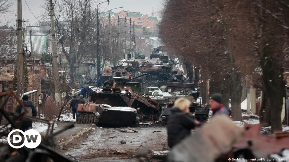 Ukraine Dawn under heavy attacks + - DW - 02/03/2022