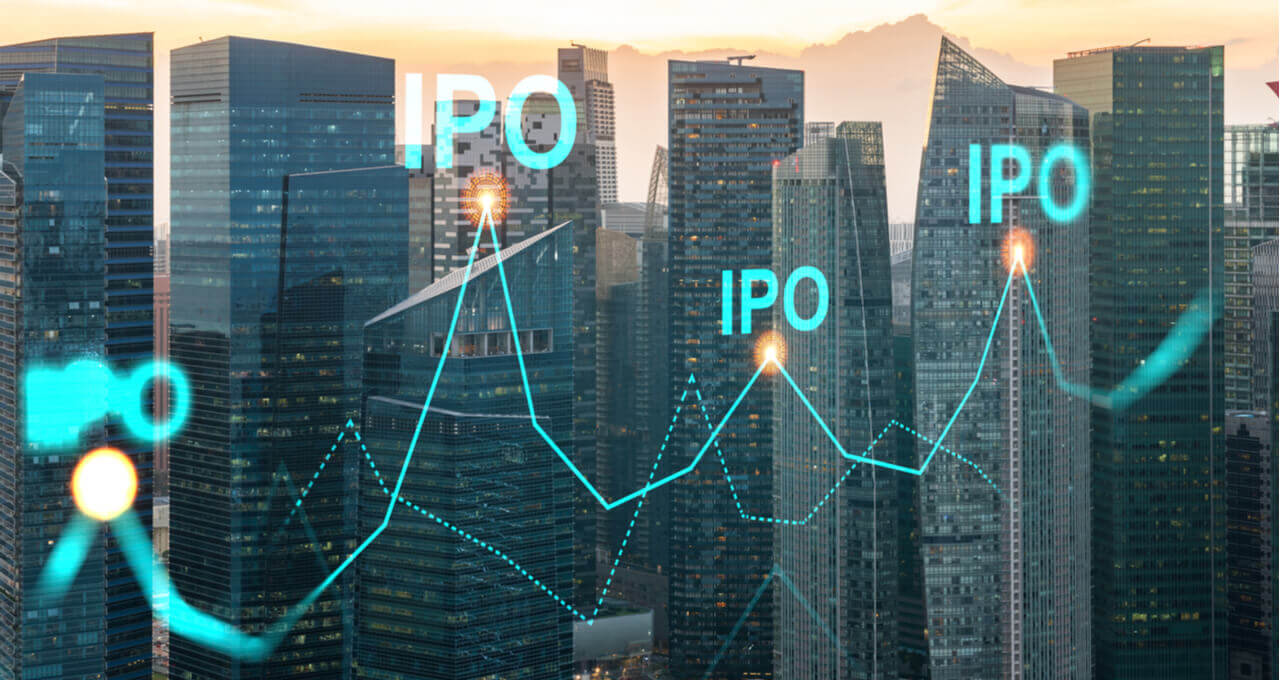 Diagram with several IPOs in the foreground.  In the background a city with many skyscrapers