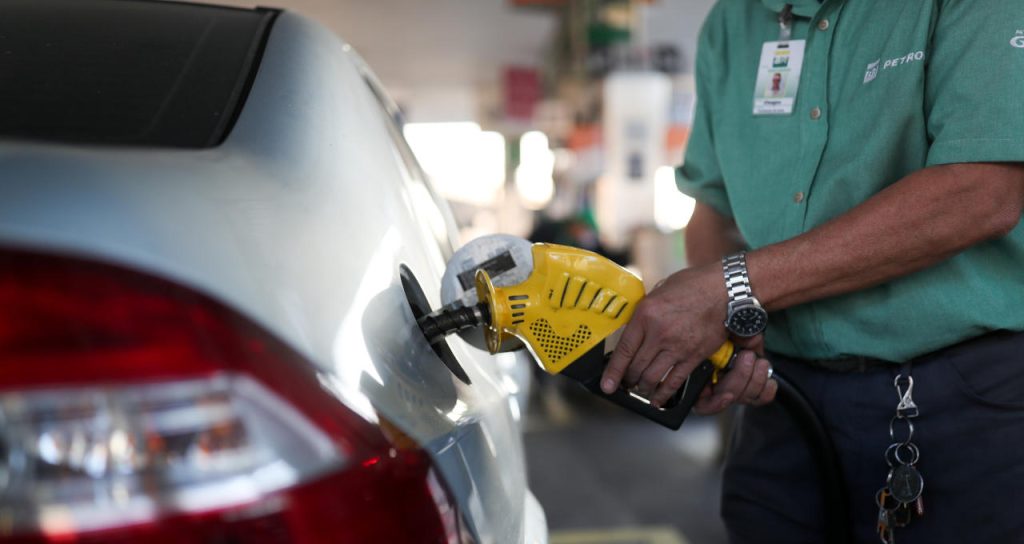 Brazil ranks third among the countries with the most expensive gasoline in the world