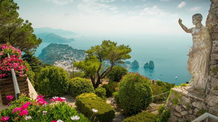 View of Capri from the top of Mount Solaro - mikolajn / Getty Images / iStockphoto - mikolajn / Getty Images / iStockphoto
