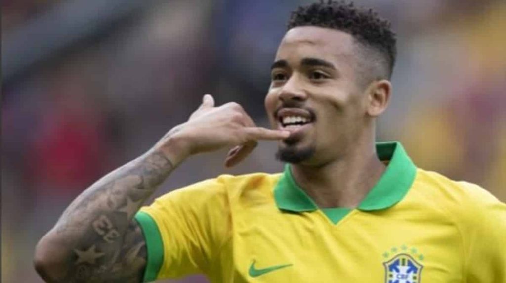 The birth of the daughter of the striker Gabriel Jesus!  See the first picture of the baby: