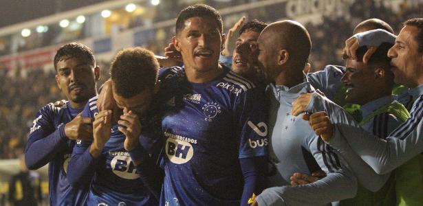In a crowded VAR match, Cruzeiro defeated Criciuma and remained in the lead