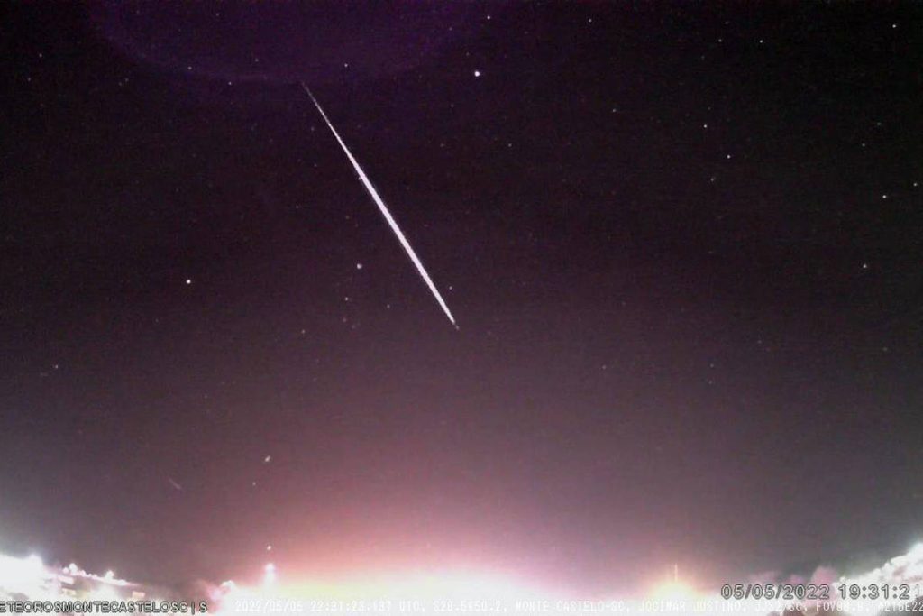 SC has meteor showers with debris from Halley's Comet - 05/06/2022 - Science