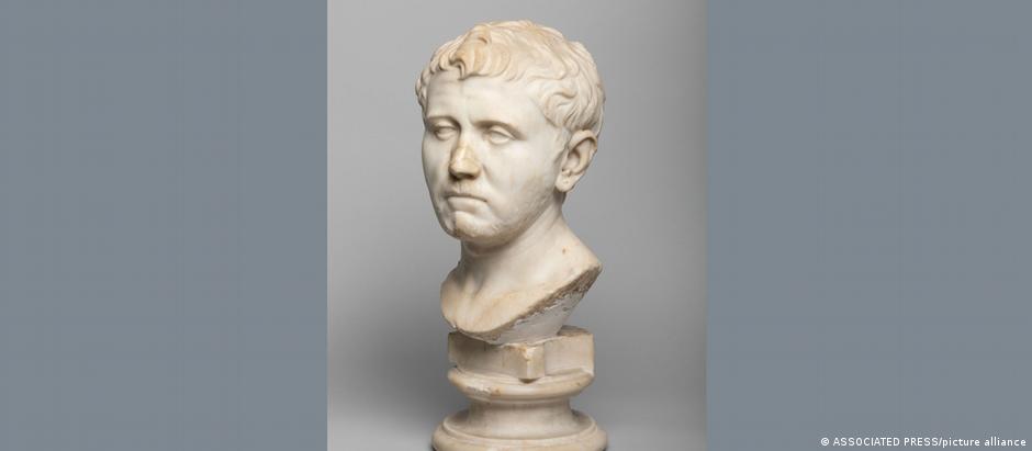 The bust is believed to represent Sextus Bombay, the son of Julius Caesar's ally and military leader.