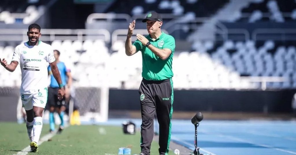 The youth coach complains about “Antigame” (!) in Botafogo: “What was done was not football”