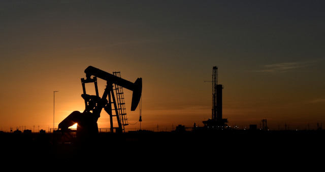 US oil closes below $95 as EU adjusts Russia sanctions - Money Times
