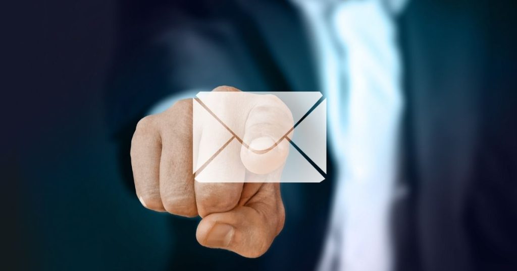 Check how to email an important person and get a reply