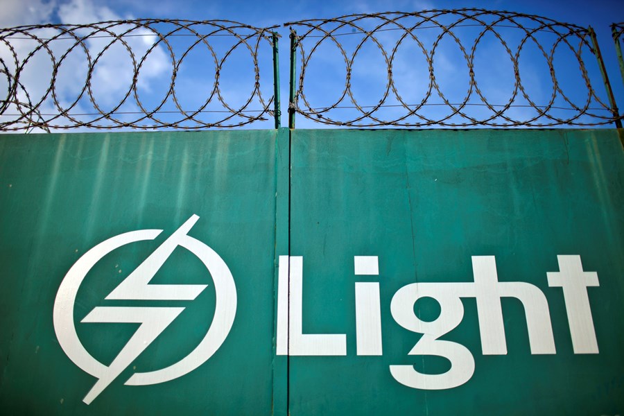LIGT3 stock closed 15.62% lower after CEO exit;  Action plan will be maintained