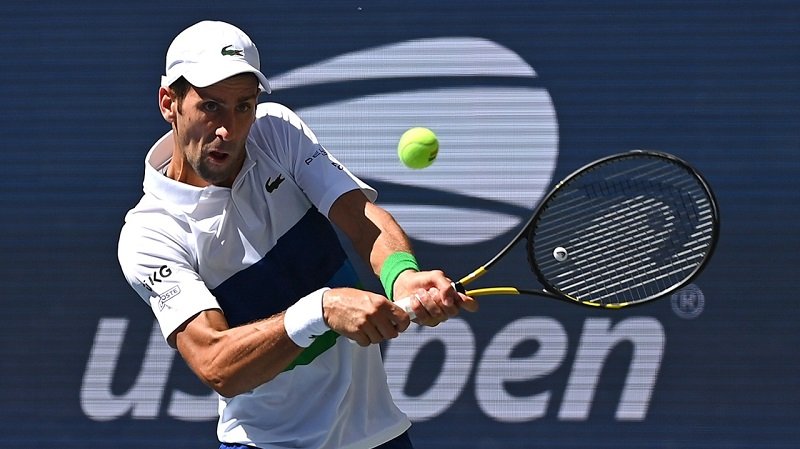 Let Novak Djokovic play, US senator urges