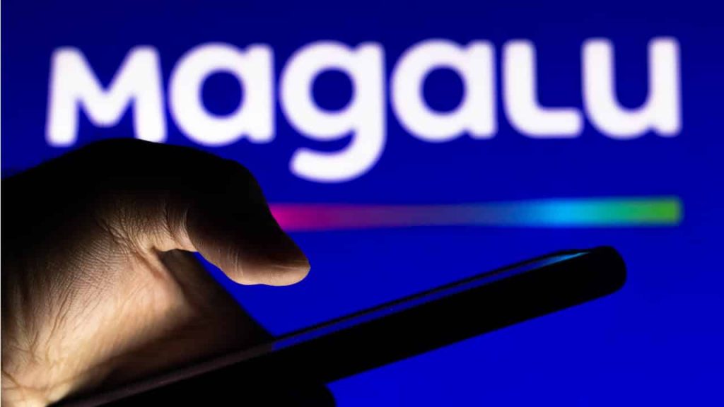 Magalu has 100 places open: in person and remotely!