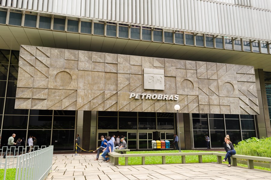 Petrobras (PETR3; PETR4) profit of 54.33 billion in the second quarter, above expectations