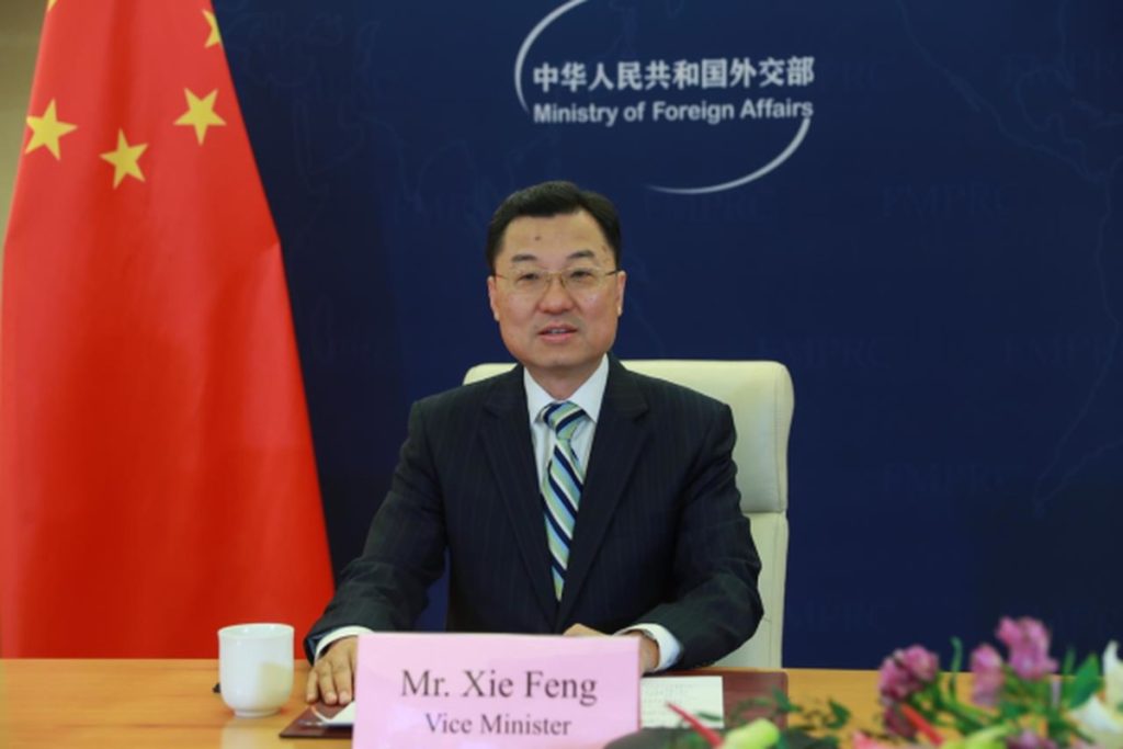 Deputy Minister tells the US ambassador: "China will not stand idly by" the world