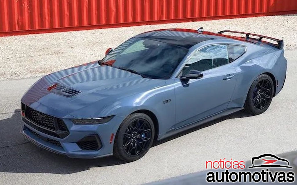 New Ford Mustang photos revealed online