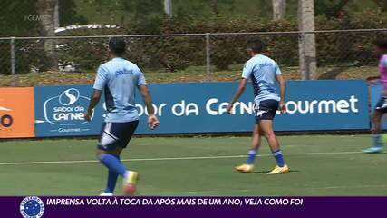 Almost a year later, the press came back to follow Cruzeiro's training session in person