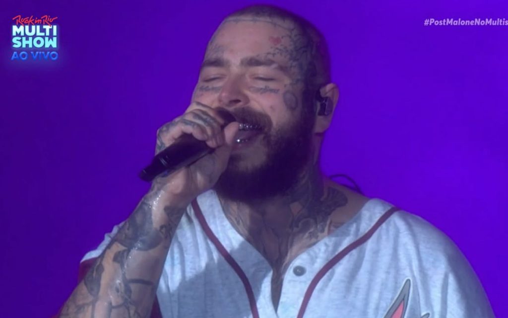 Post Malone falls on stage and is pulled from the show
