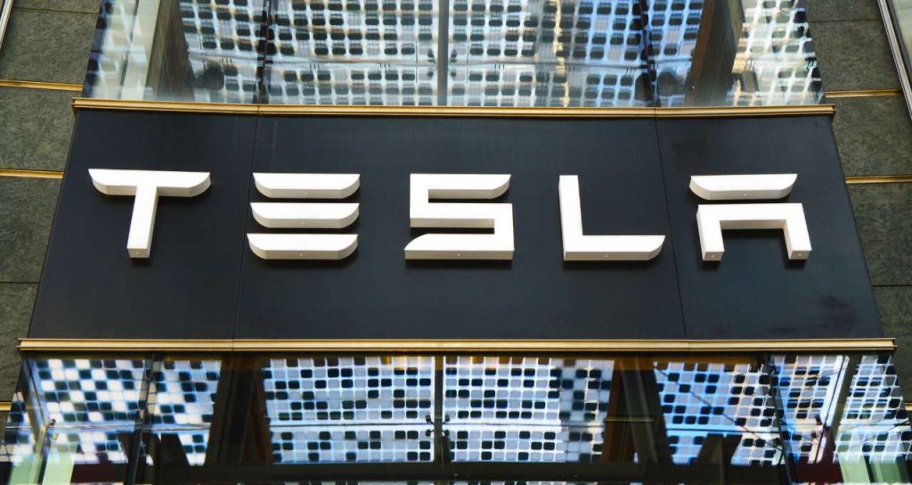 Tesla (DSLA) faces US criminal investigation involving Autopilot - Money Times