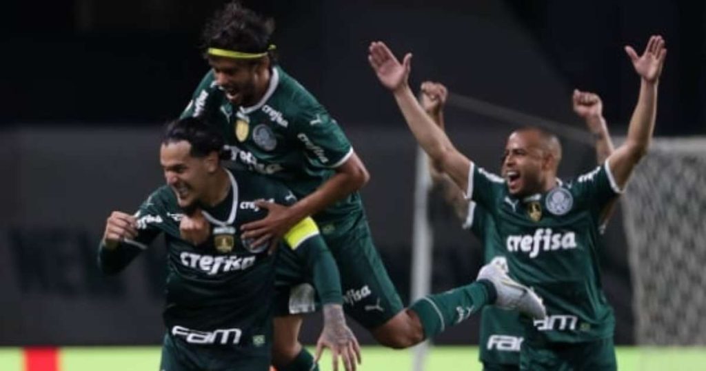 Palmeiras is the third most unbeaten streak in Brazilian history by running points