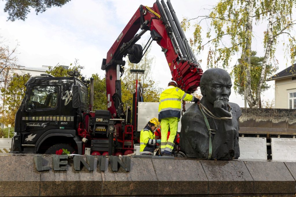 Finland removes the last statue of Lenin on its soil |  Globalism