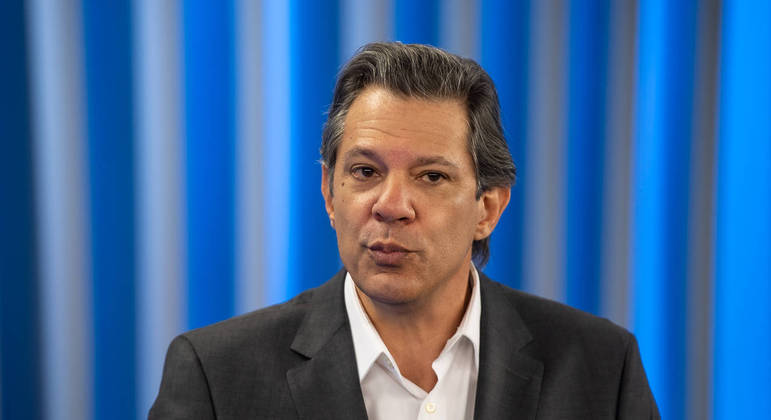Haddad responds to lawsuit over expensive bike lane at SP - RecordTV