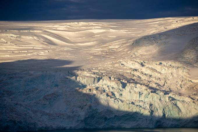 The river under the Antarctic ice sheet favors the loss of the ice sheet