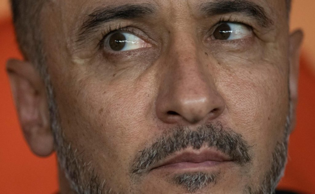 "The Corinthians cry out again";  Vitor Pereira 'calls' for reinforcements to Flamengo and Corinthians furious