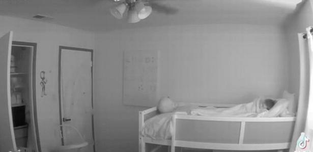 The mother displays unusual activity while her daughter is asleep;  Watch