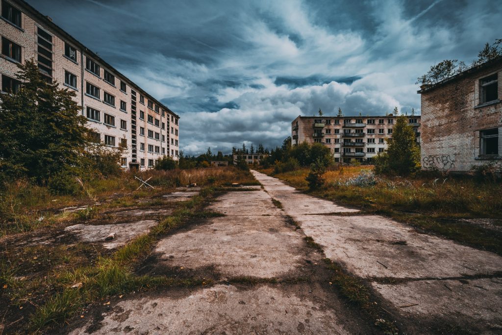 These 7 ghost towns will leave you embarrassed